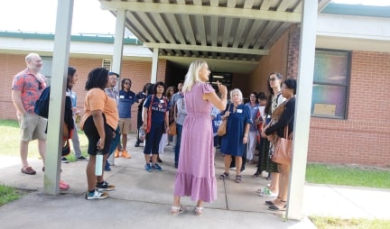 community leaders as
their guides, the Auburn Across
Alabama participants toured primary
and secondary schools and local
colleges
